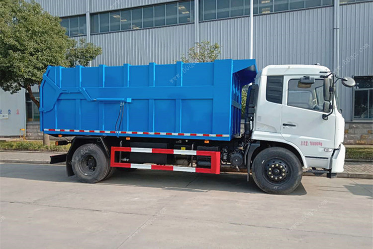 國五東風(fēng)新款壓縮對接式垃圾車