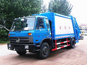 東風(fēng)10方壓縮式垃圾車(chē)