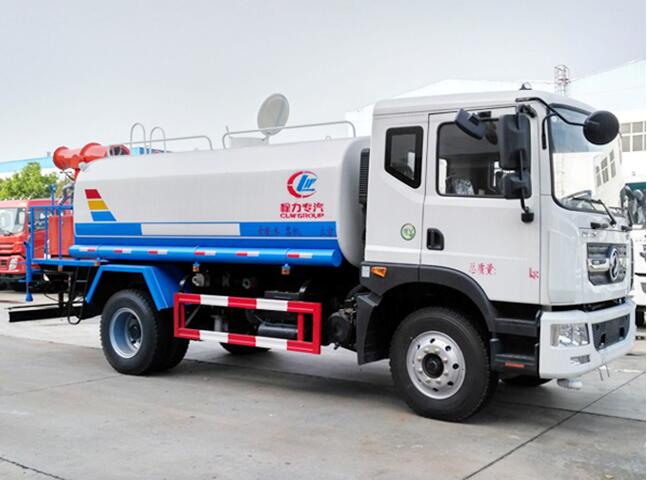 東風D9灑水車帶霧炮的配置及參數(shù)