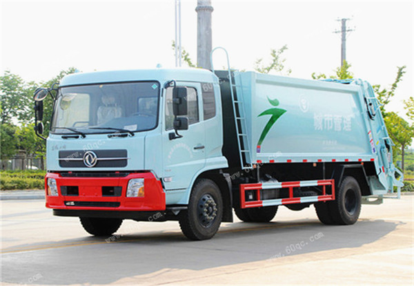 東風(fēng)天錦壓縮式垃圾車