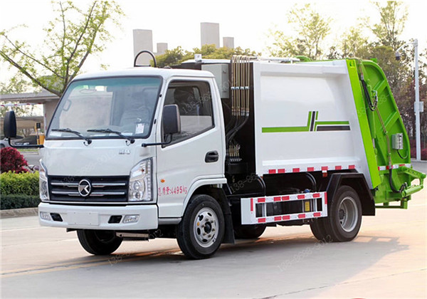 國六灑水車，垃圾車上市，選擇適合你的