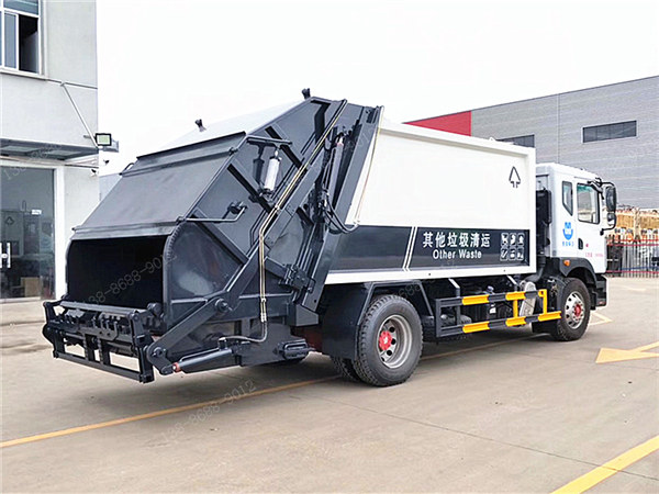 國(guó)六東風(fēng)多利卡D9壓縮垃圾車(chē)