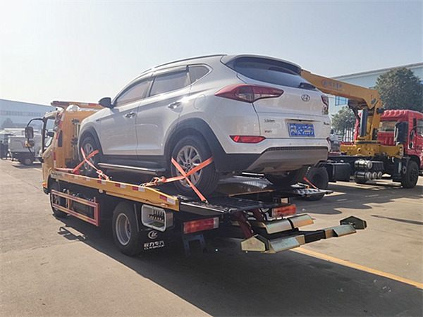 解放J6F藍(lán)牌一拖二清障車(chē)