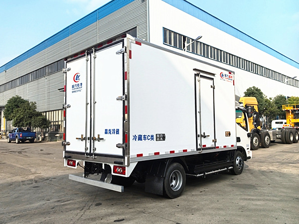 福田奧鈴智藍(lán)純電冷藏車(chē) 福田奧鈴智藍(lán)純電冷藏車(chē)